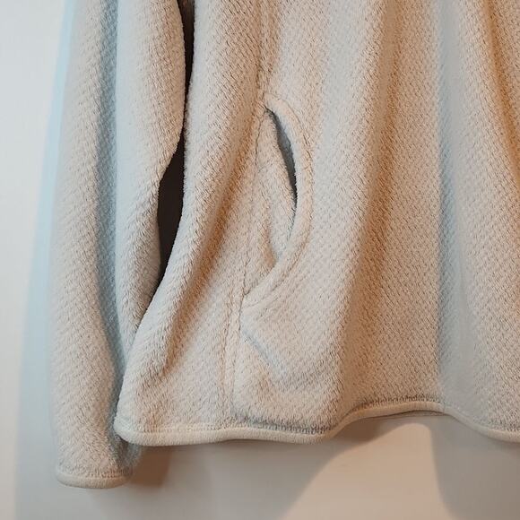 Patagonia Re-Tool 1/4 Snap Fleece Pullover Women's Size Small White/Cream EUC - Picture 8 of 14